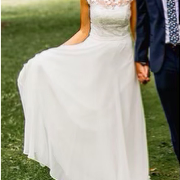 Mon Cheri Stylish, Modest and Elegant Ivory/Nude Wedding Dress - Picture 9 of 10